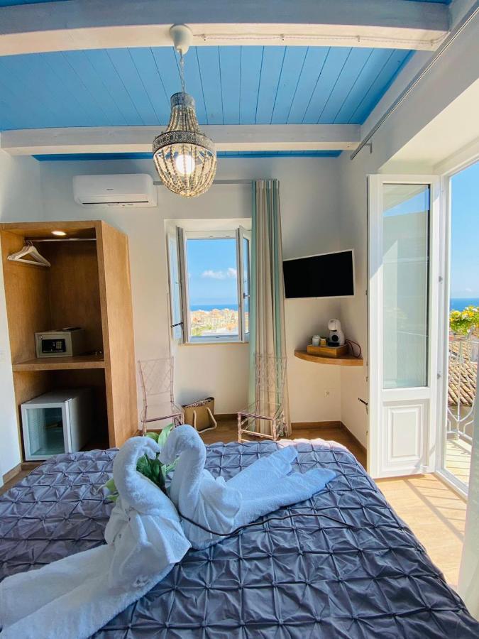 Fior Dei Carmeliti Rooms And Parking Tropea Buitenkant foto